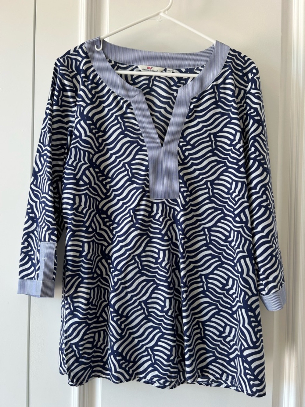 Vineyard Vines Navy and White Wave-Print Tunic with Pinstripe Trim